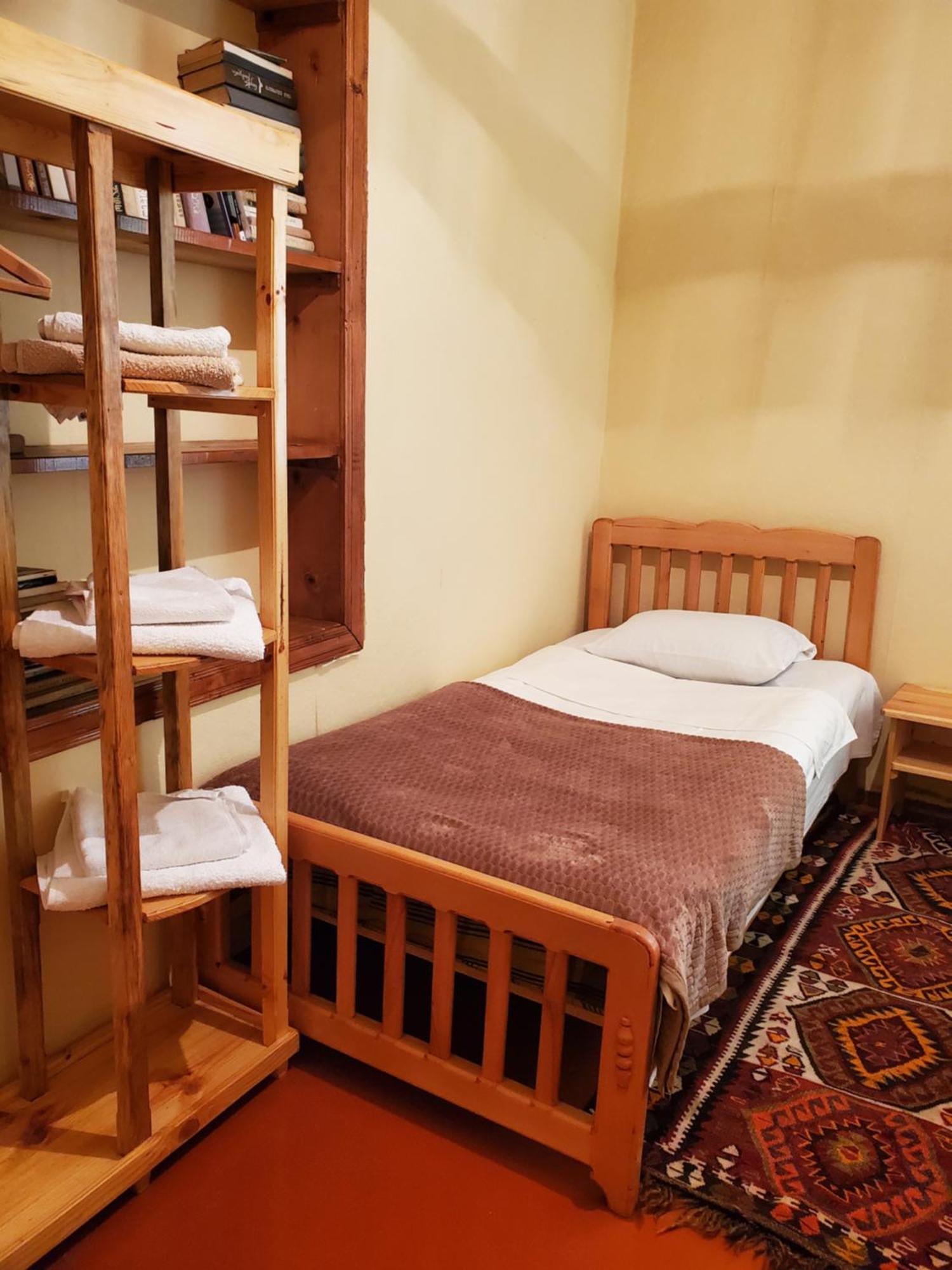 Ailama Guesthouse 梅斯蒂亚 客房 照片